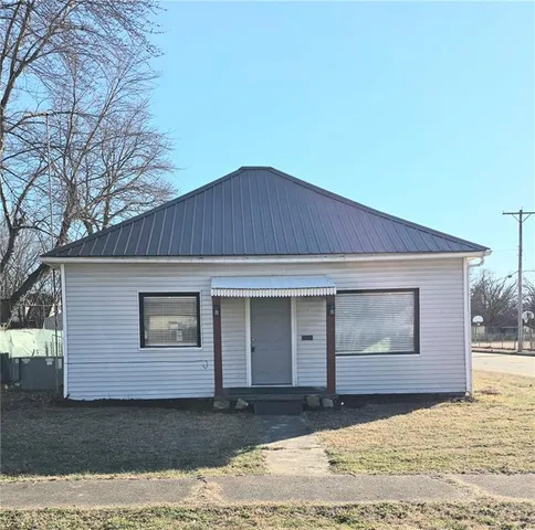 $84,900 | 2530 Dirr Avenue, Parsons, KS 67357
