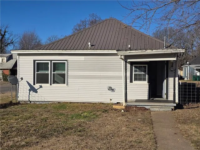 $84,900 | 2530 Dirr Avenue, Parsons, KS 67357