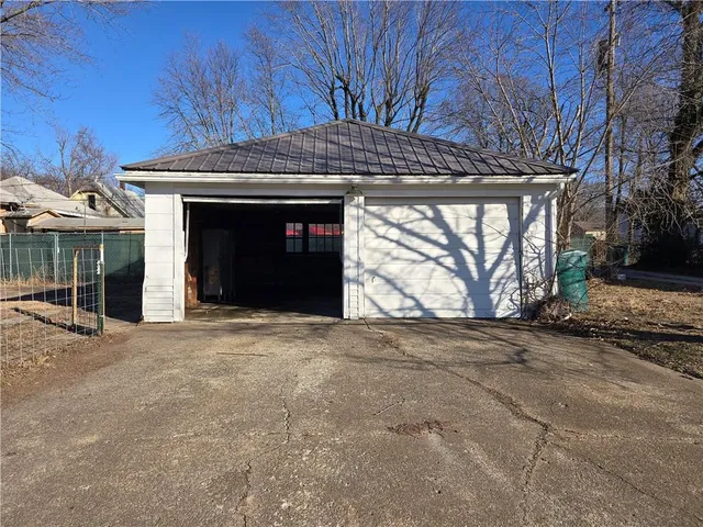 $84,900 | 2530 Dirr Avenue, Parsons, KS 67357