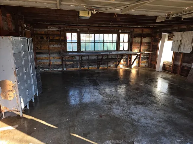 $84,900 | 2530 Dirr Avenue, Parsons, KS 67357