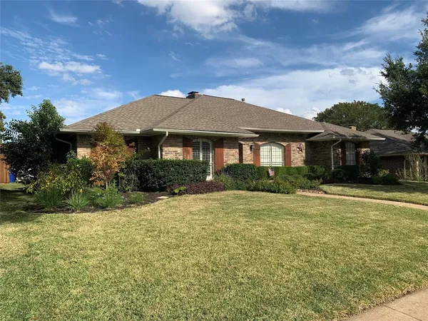 $2,500 | 1953 Camden Way, Carrollton, TX 75007