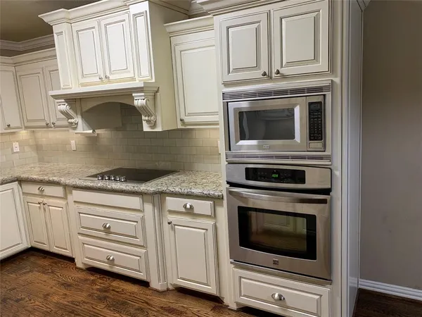 $2,500 | 1953 Camden Way, Carrollton, TX 75007