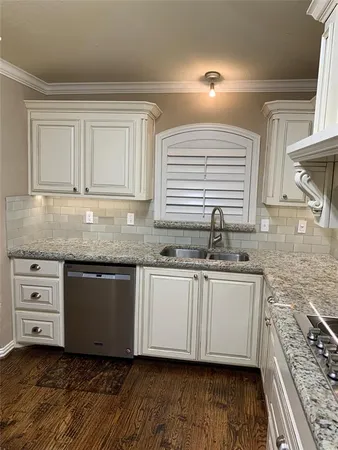 $2,500 | 1953 Camden Way, Carrollton, TX 75007