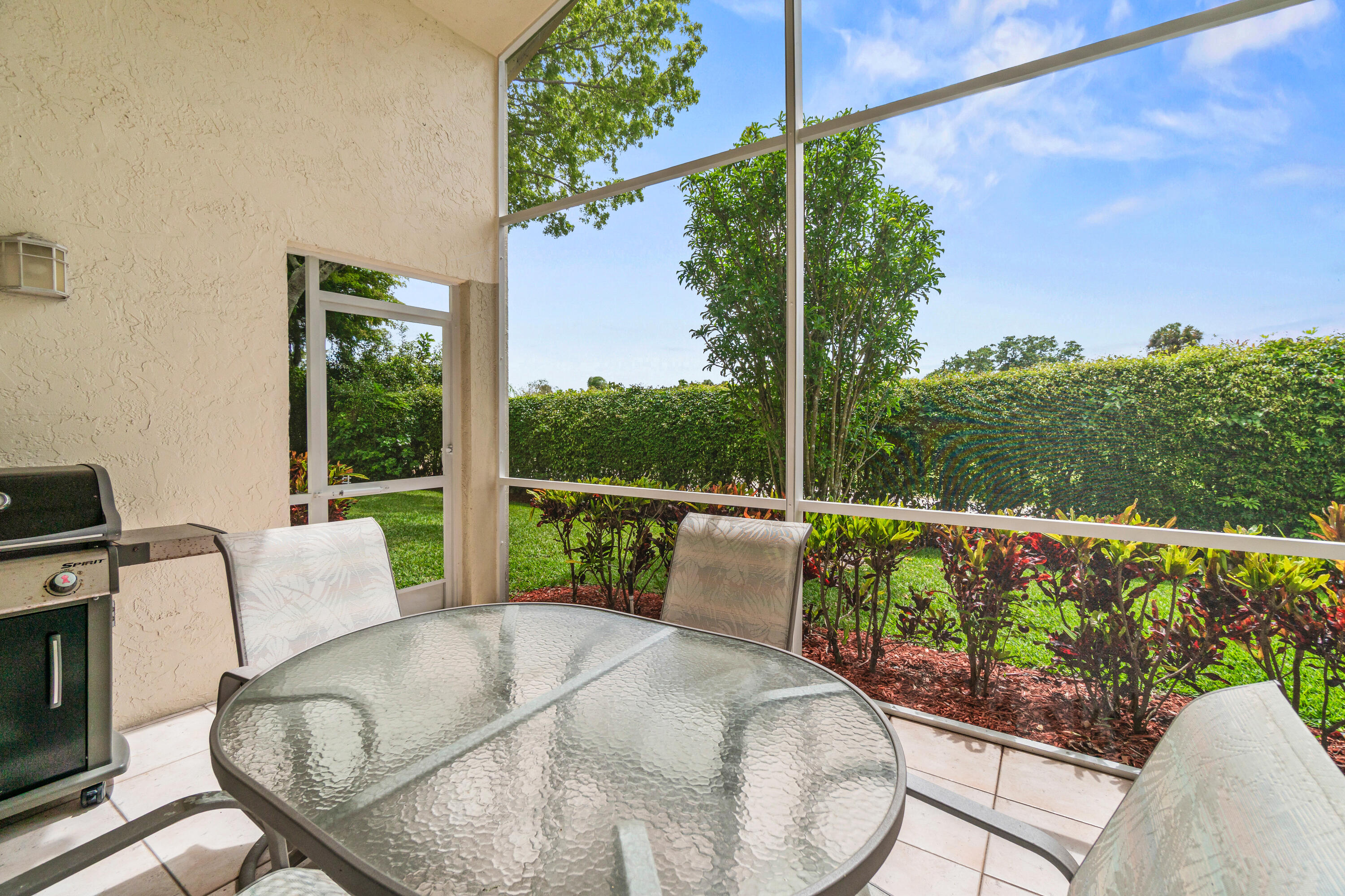6952 Grenelefe Road Boynton Beach, FL 33437 - Photo 31 of 41 Patio