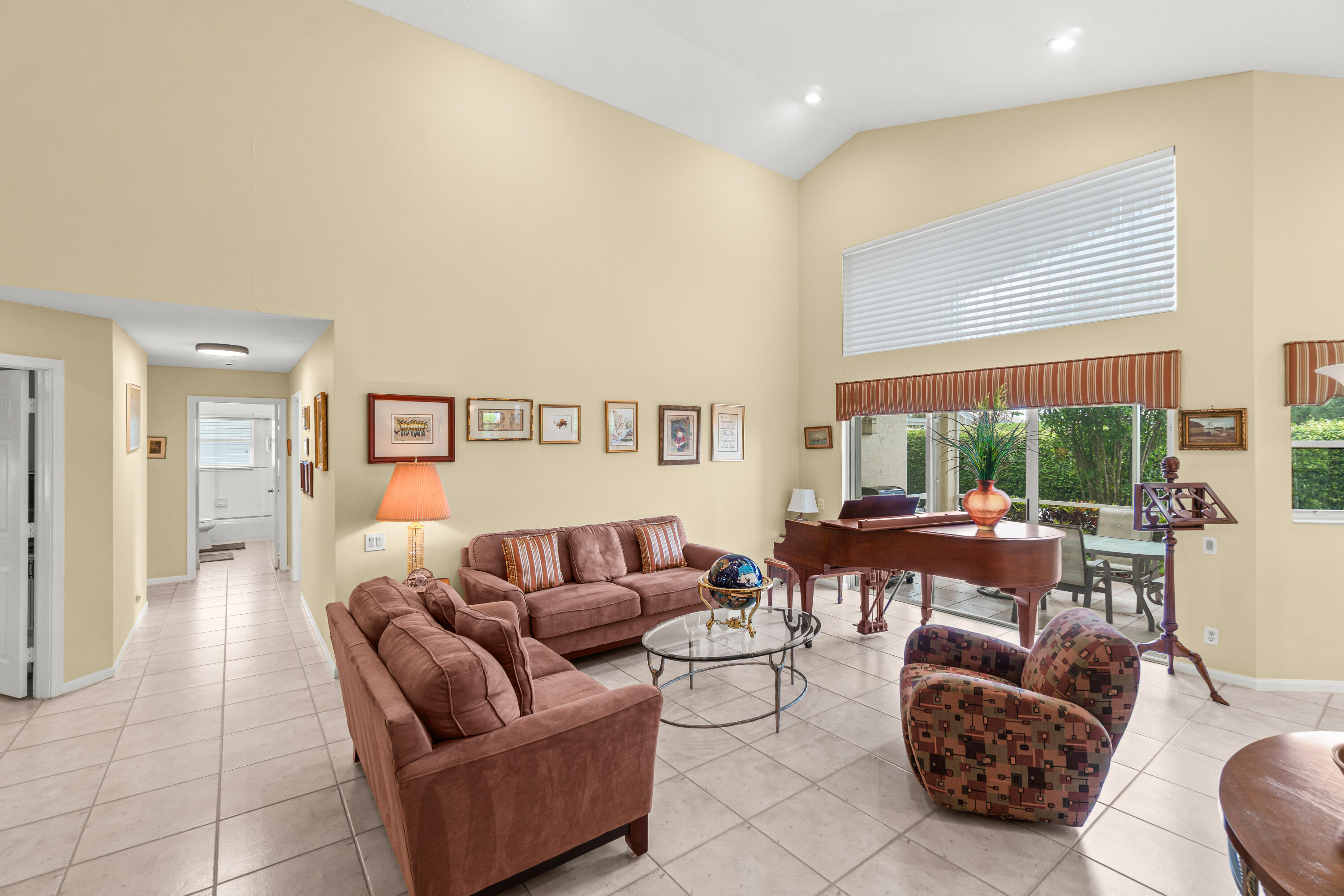 6952 Grenelefe Road Boynton Beach, FL 33437 - Photo 6 of 41 Great Room