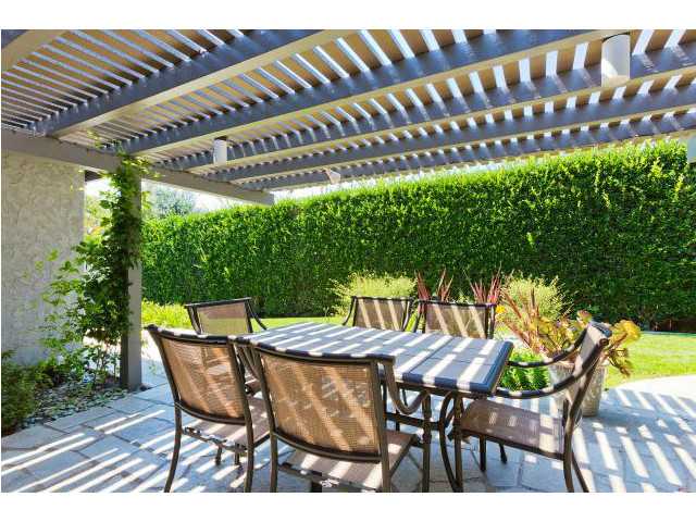 1717 Avocado Road Oceanside, CA 92054 - Photo 18 of 25 Covered outdoor area