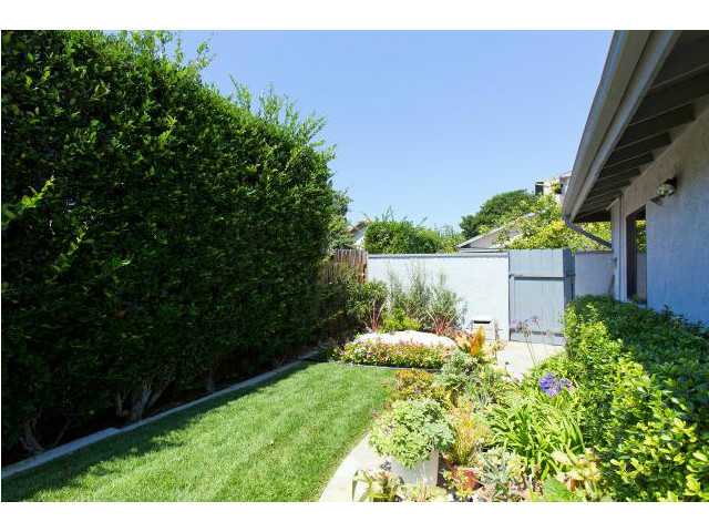 1717 Avocado Road Oceanside, CA 92054 - Photo 21 of 25