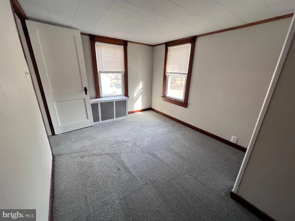 $2,700 | 629 White Horse Avenue, Hamilton, NJ 08610