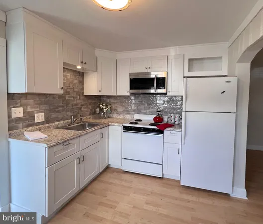 $2,700 | 629 White Horse Avenue, Hamilton, NJ 08610