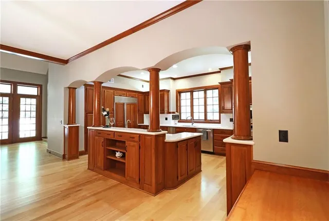 $2,985,000 | 16940 Stonehaven Drive, Loch Lloyd, MO 64012