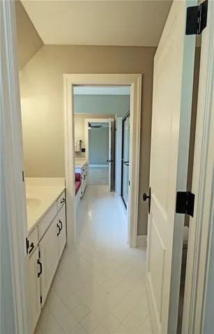 $2,985,000 | 16940 Stonehaven Drive, Loch Lloyd, MO 64012