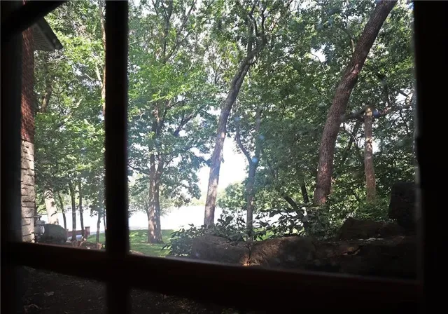 $2,985,000 | 16940 Stonehaven Drive, Loch Lloyd, MO 64012