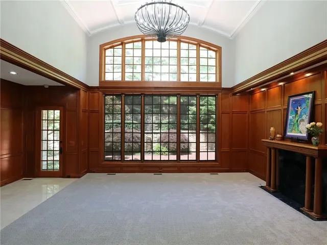 $2,985,000 | 16940 Stonehaven Drive, Loch Lloyd, MO 64012