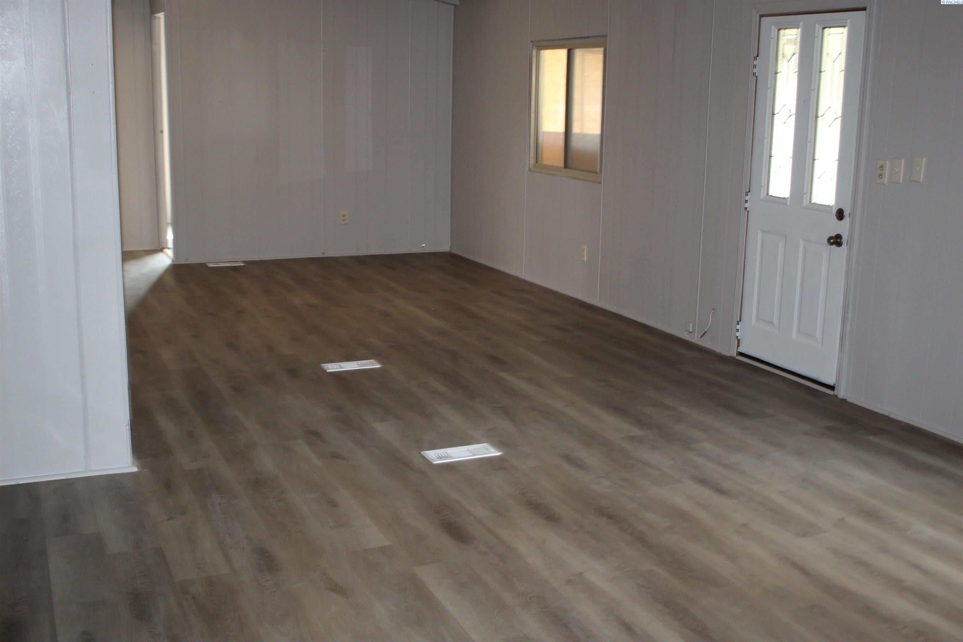 3710 Hamilton Road Benton City, WA 99320 - Photo 7 of 20 Gallery Image 7