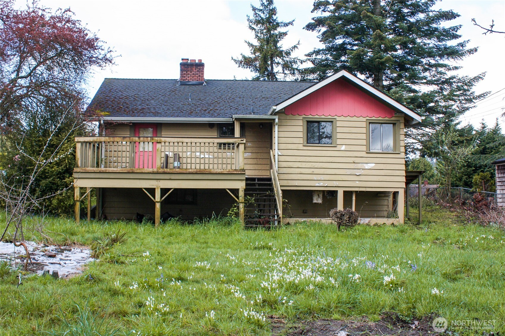 4535 Colby Avenue Everett, WA 98203 - Photo 2 of 6