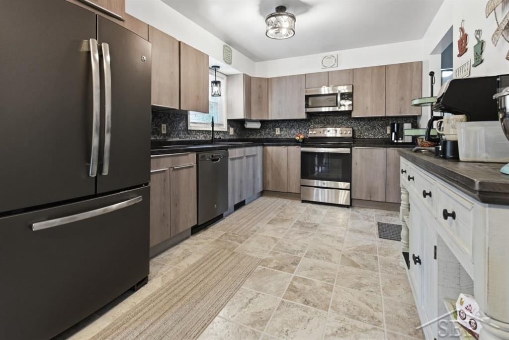 13245 Dempsey Road St. Charles, MI 48655 - Photo 11 of 46 Gallery Image 11