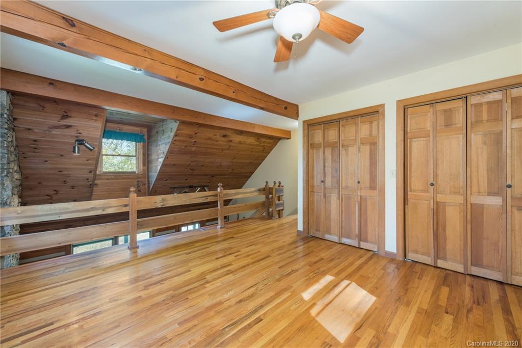 12 Woods Road Fairview, NC 28730 - Photo 25 of 48 Gallery Image 25