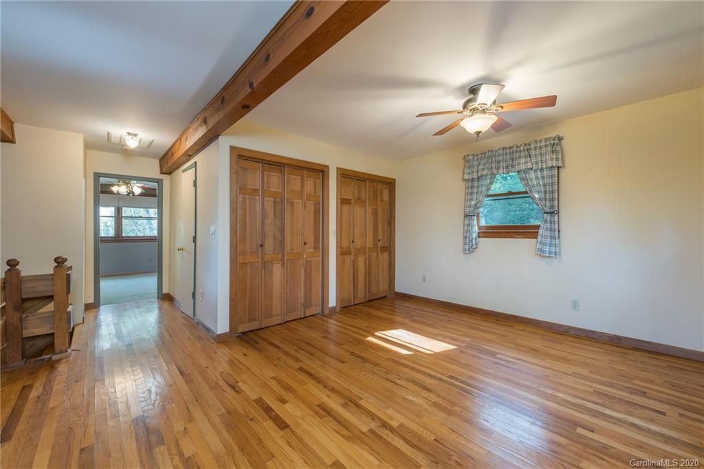 12 Woods Road Fairview, NC 28730 - Photo 26 of 48 Gallery Image 26