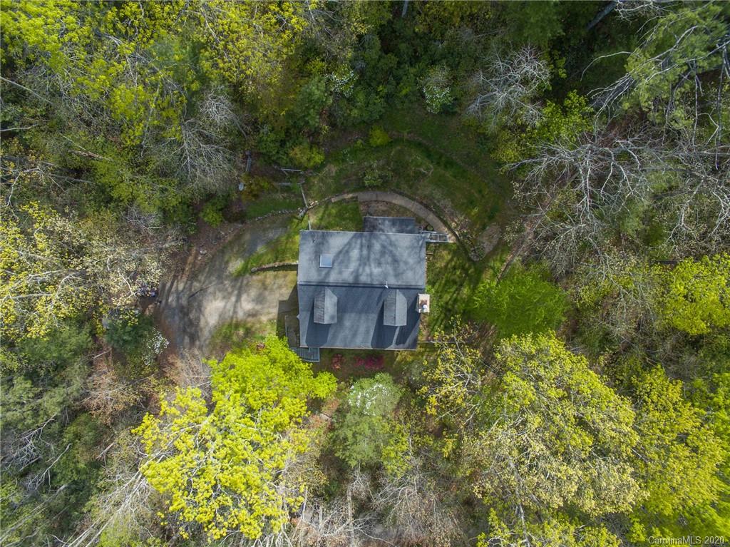 12 Woods Road Fairview, NC 28730 - Photo 5 of 48 Gallery Image 5