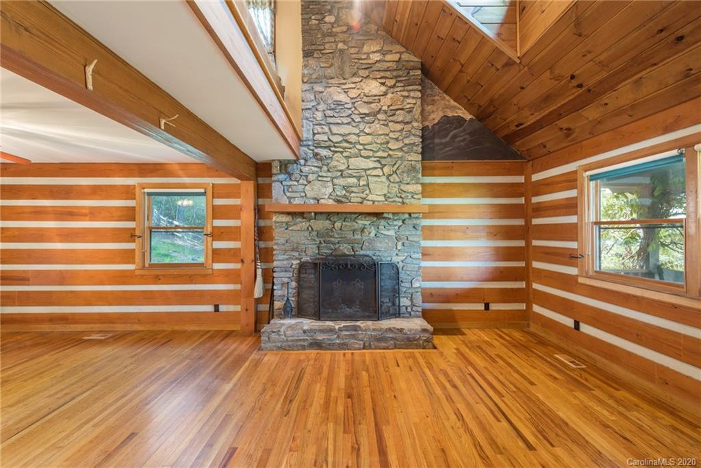 12 Woods Road Fairview, NC 28730 - Photo 7 of 48 Gallery Image 7