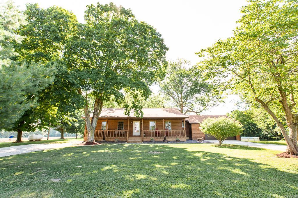 3353 West Line Road Odin, IL 62870 - Photo 2 of 35