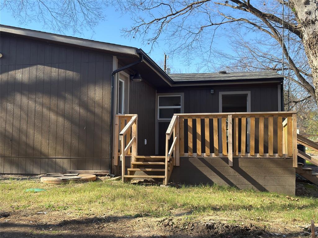 10095 Comanche Road Quinlan, TX 75474 - Photo 4 of 37