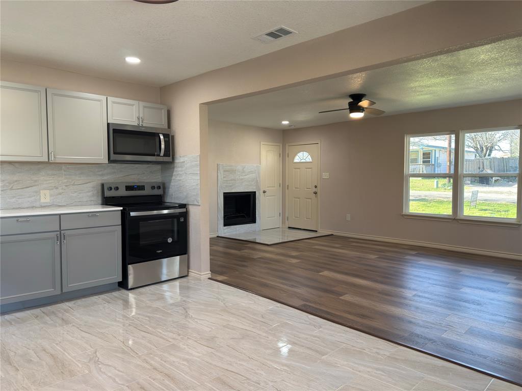 10095 Comanche Road Quinlan, TX 75474 - Photo 8 of 37