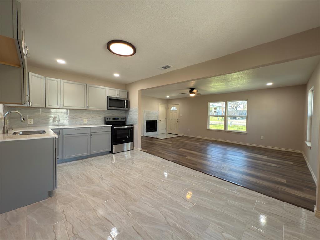 10095 Comanche Road Quinlan, TX 75474 - Photo 10 of 37