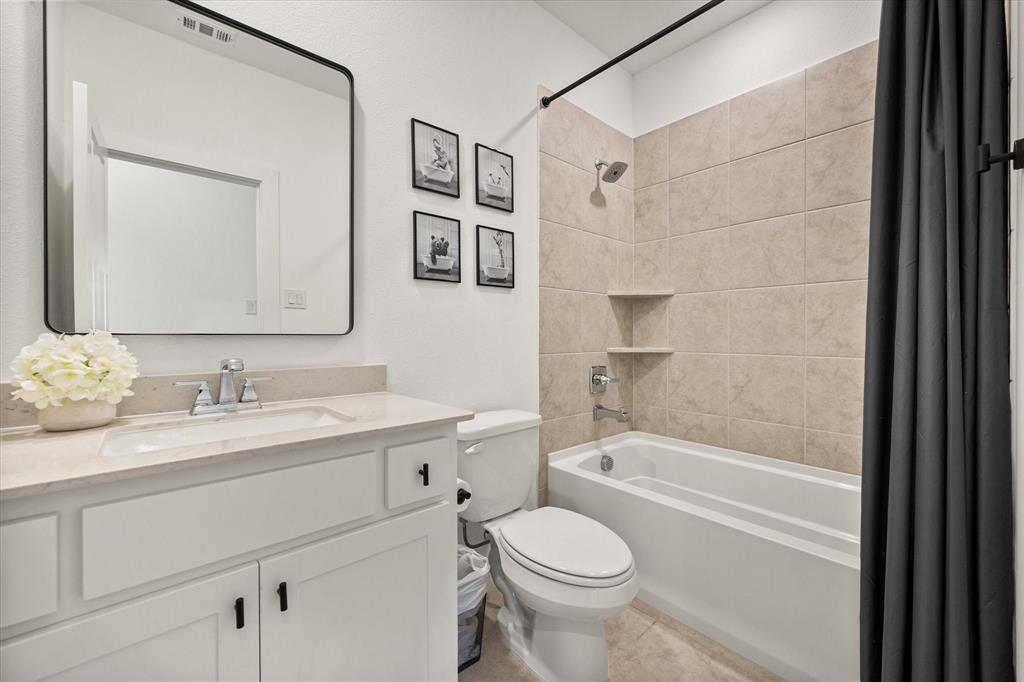208 Scottish Way Mansfield, TX 76063 - Photo 25 of 38 Full bath featuring vanity and shower / bath combination!