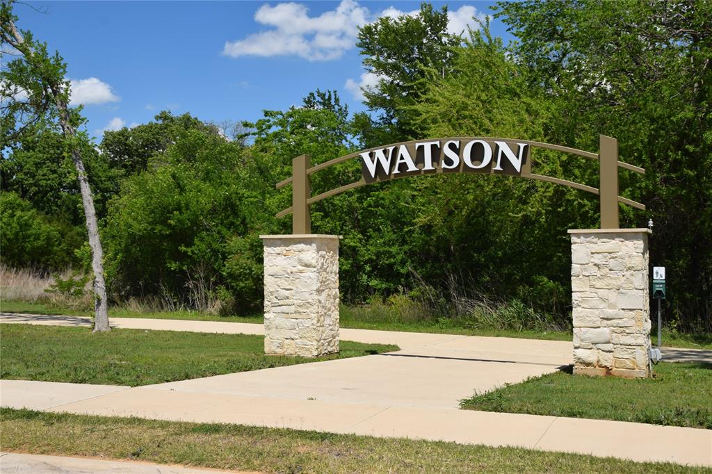 208 Scottish Way Mansfield, TX 76063 - Photo 34 of 38 Community trails.