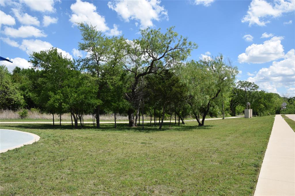 208 Scottish Way Mansfield, TX 76063 - Photo 35 of 38 View of property's community with view of trails!