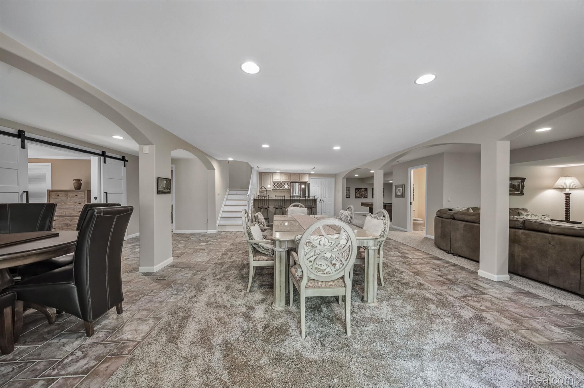 3123 Fairgrove Terrace Rochester, MI 48309 - Photo 36 of 48 Gallery Image 36