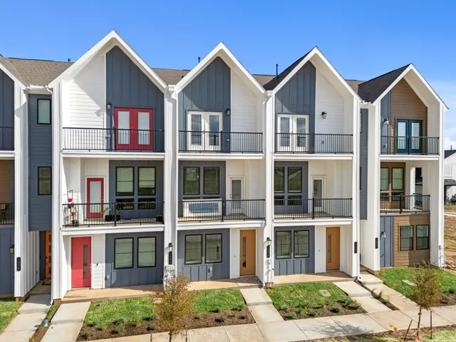 a view of a large white building