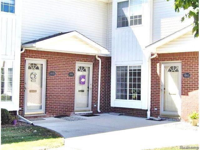4941 Crooks Road, Unit 13 Royal Oak, MI 48073 - Photo 18 of 19 1.jpg