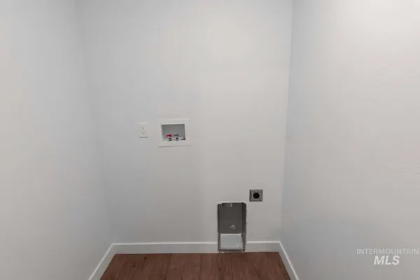 $1,075,000 | 5688 East Surfers Point Lane, Nampa, ID 83687