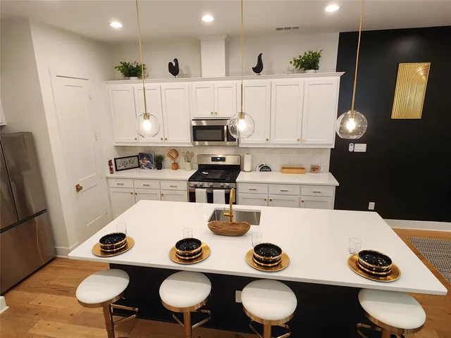 $4,500 | 5316 East Side Avenue, Dallas, TX 75214