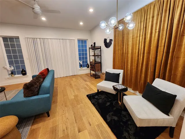 $4,500 | 5316 East Side Avenue, Dallas, TX 75214