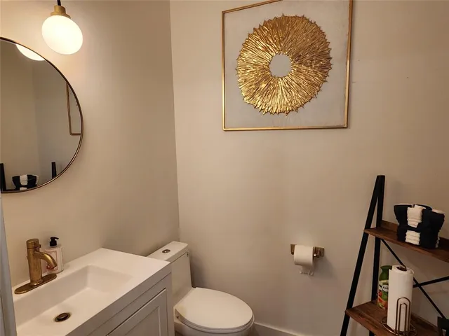 $4,500 | 5316 East Side Avenue, Dallas, TX 75214