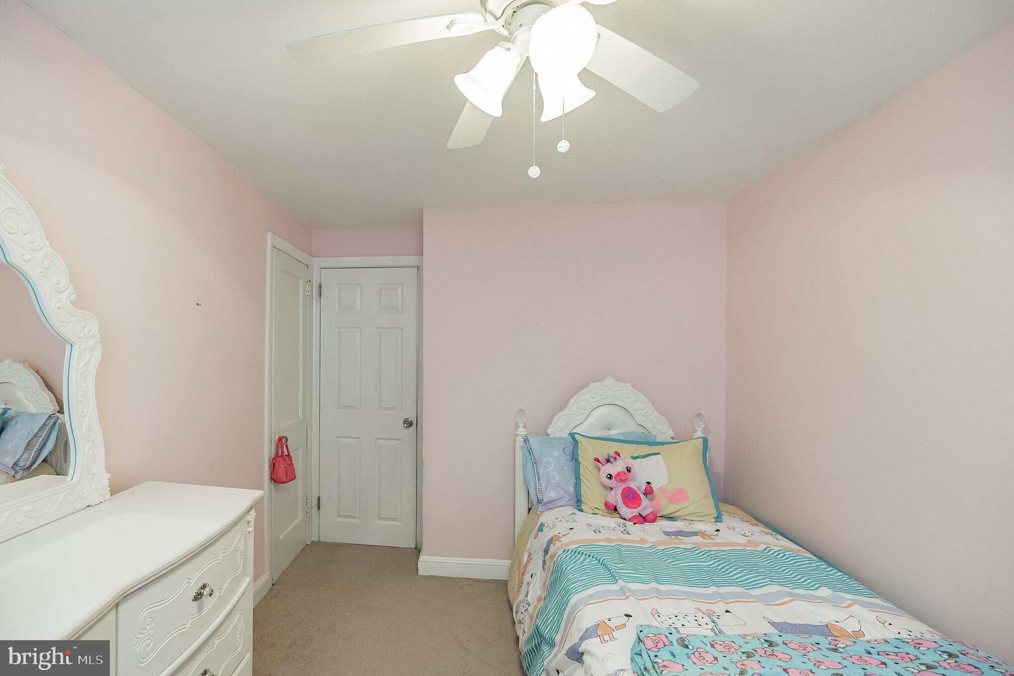 261 Cambridge Road Clifton Heights, PA 19018 - Photo 26 of 30