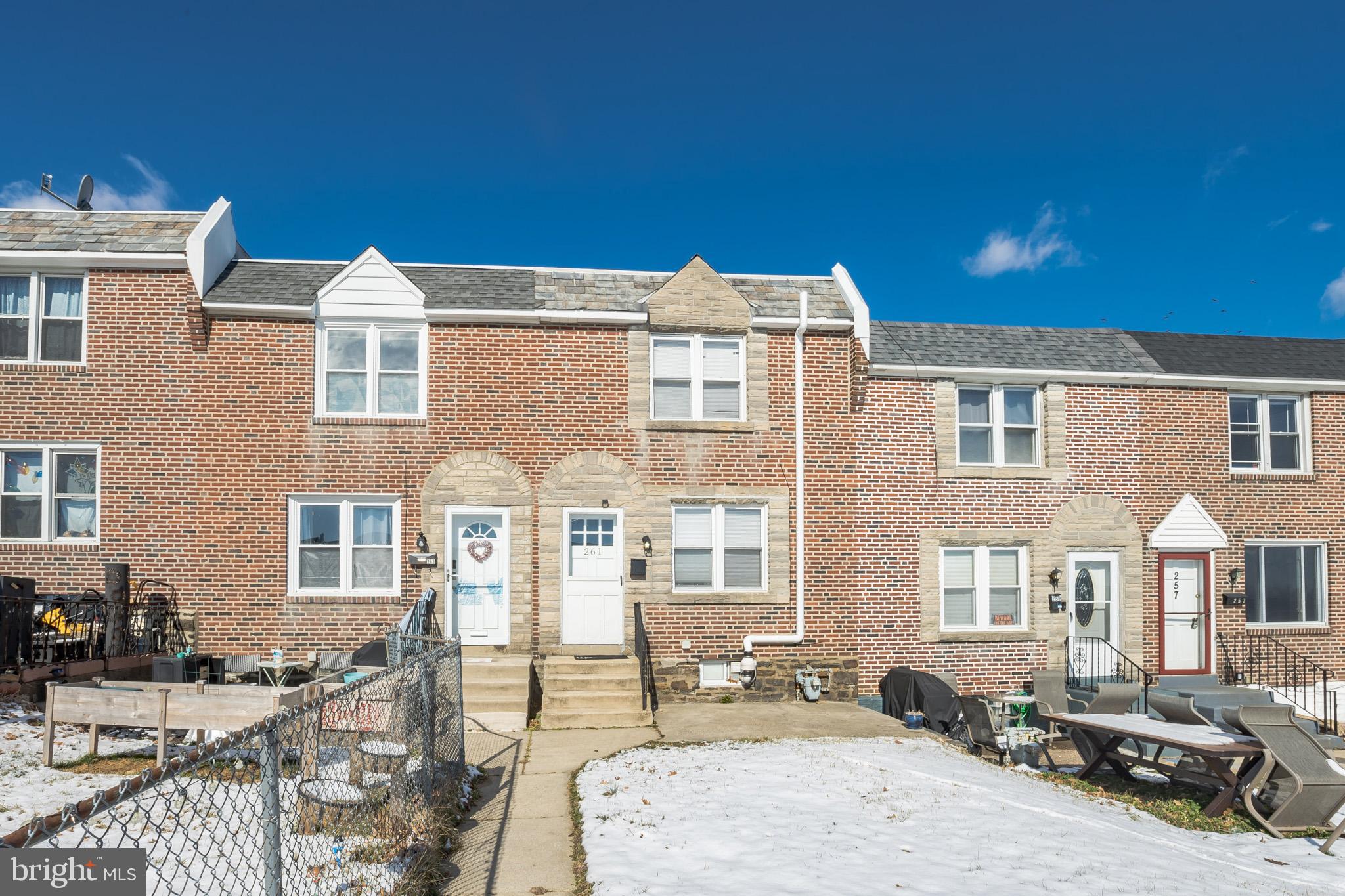 261 Cambridge Road Clifton Heights, PA 19018 - Photo 3 of 30