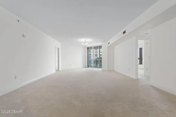 $2,100 | 231 Riverside Drive, Unit 3041, Daytona Beach, FL 32117