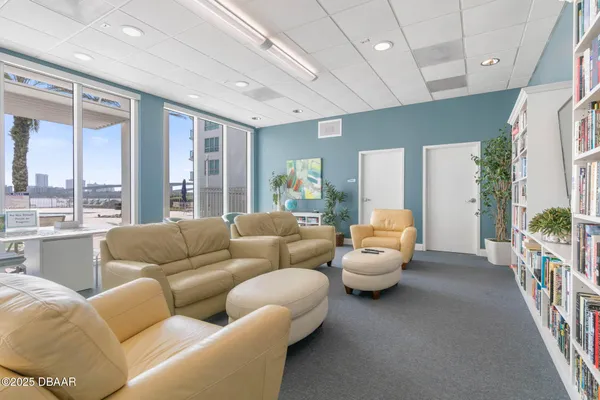 $2,100 | 231 Riverside Drive, Unit 3041, Daytona Beach, FL 32117