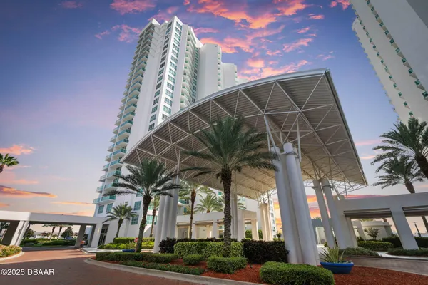 $2,100 | 231 Riverside Drive, Unit 3041, Daytona Beach, FL 32117