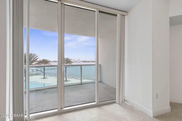 $2,100 | 231 Riverside Drive, Unit 3041, Daytona Beach, FL 32117