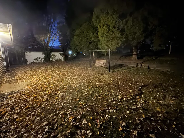 $1,050 | 709 Thornberry Drive, Evansville, IN 47710