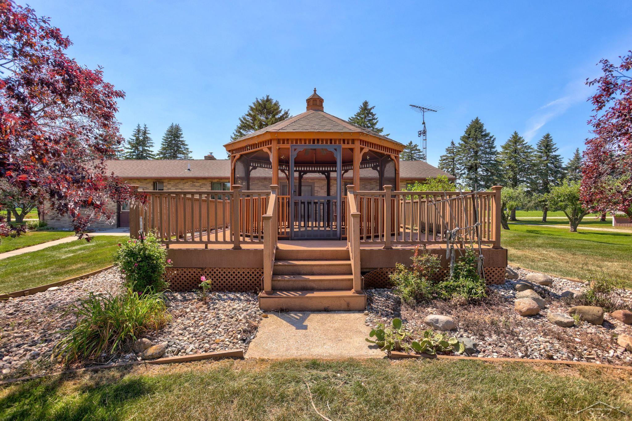 8530 South Orr Road Freeland, MI 48623 - Photo 35 of 61