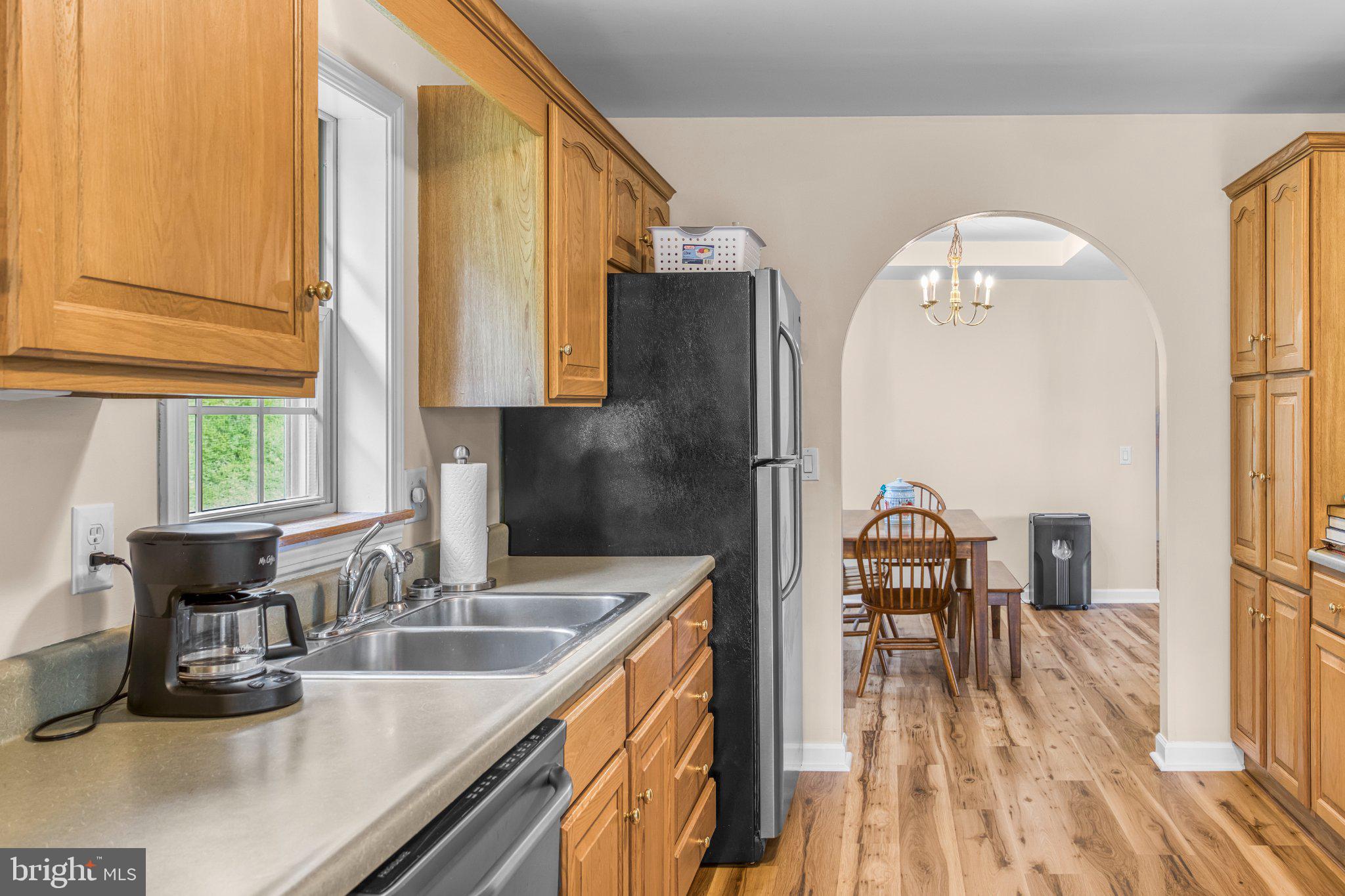 99 Wilt Road Grantsville, MD 21536 - Photo 12 of 56 Warm and inviting kitchen space.