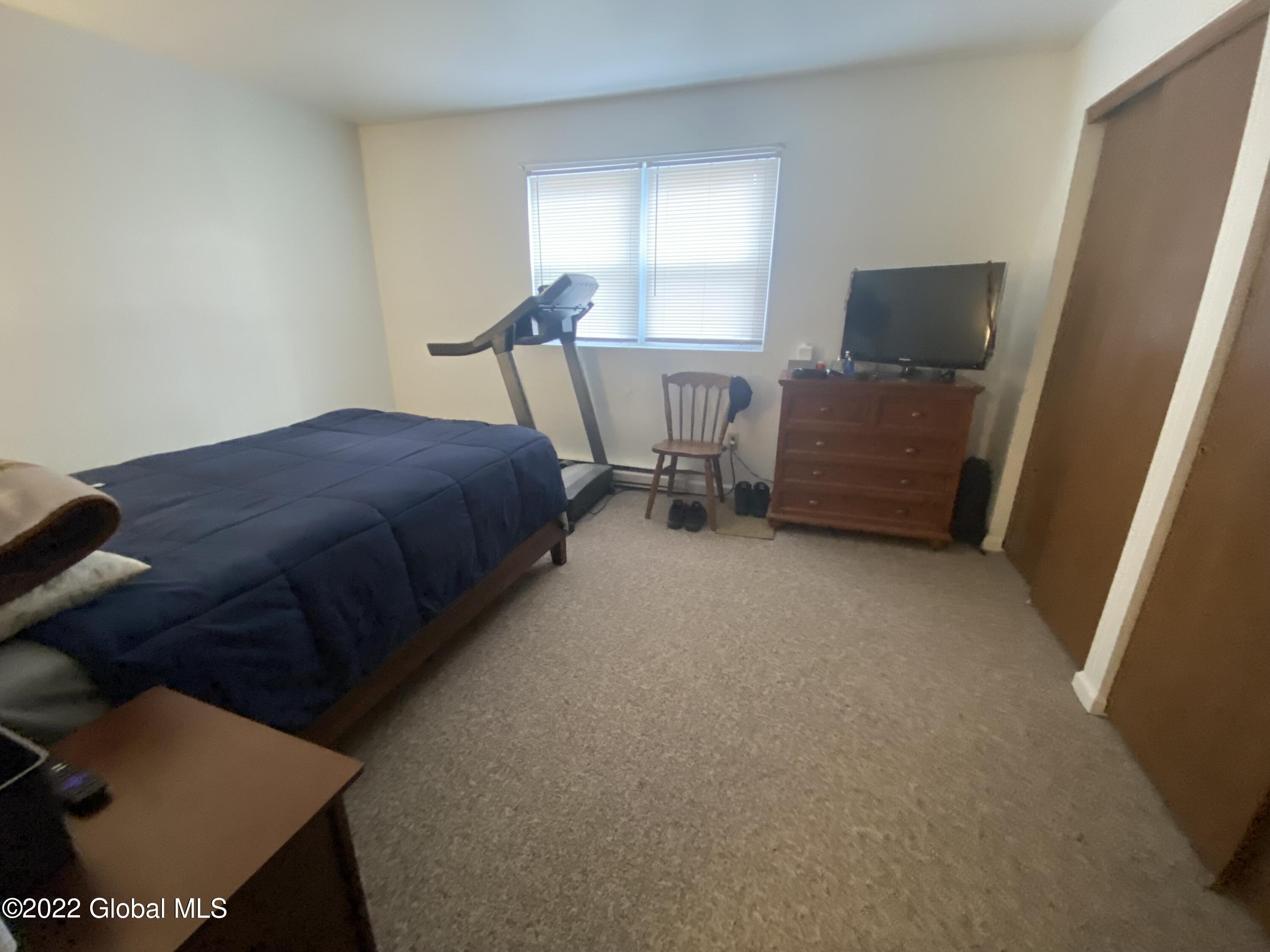 30 Beacon Road, Unit A Bethlehem, NY 12077 - Photo 10 of 13 IMG_4894