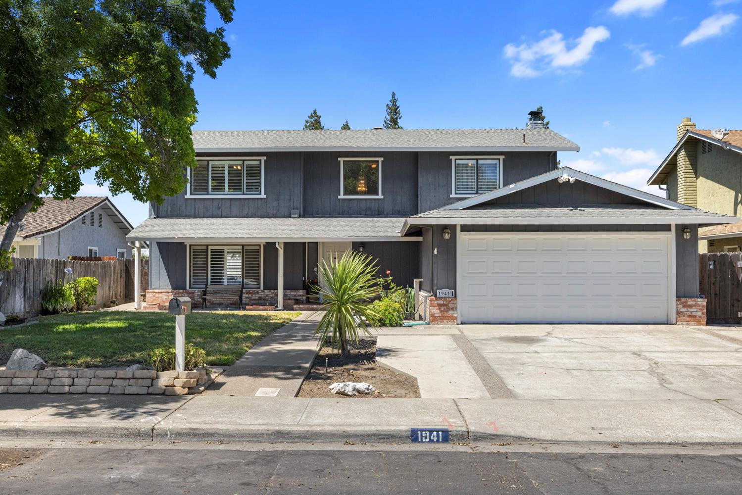 1941 Bridgewood Way Modesto, CA 95355 - Photo 1 of 44