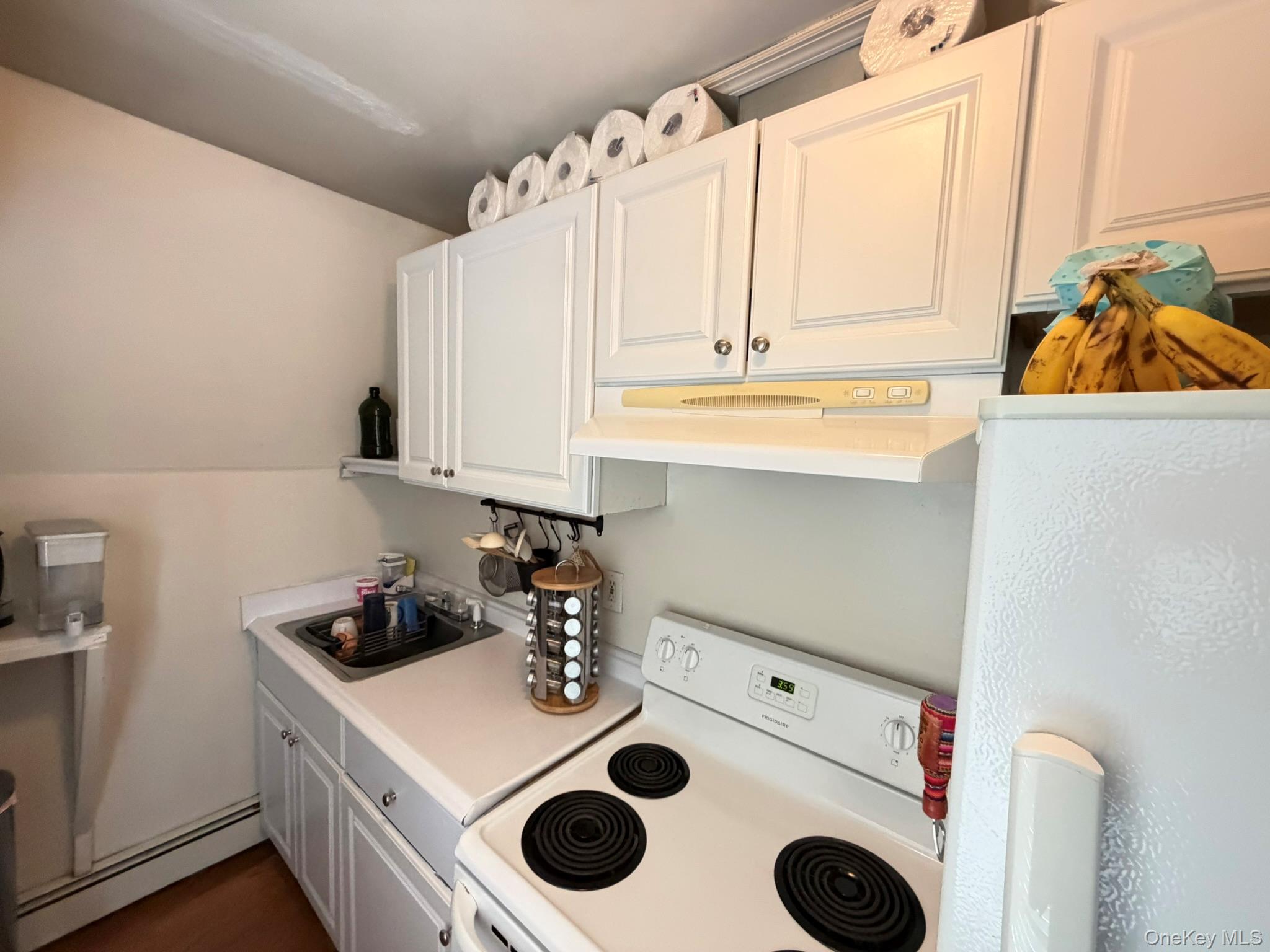 7 Sands Point Road Port Washington, NY 11050 - Photo 6 of 14